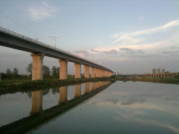 成渝鐵路采用松夏<a href='http://www.freeinteriorimages.com/' target='_blank'><u>空氣彈簧</u></a>